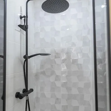 Appartement Spa, Terrasse Plein Centre Et Proche Gare *