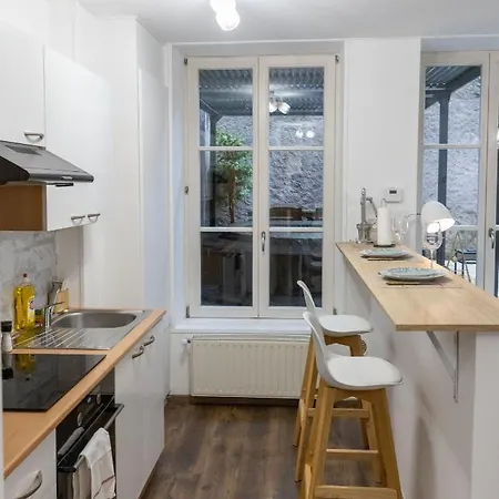 Spa, Terrasse Plein Centre Et Proche Gare Metz