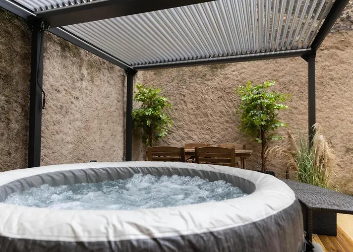 Spa, Terrasse Plein Centre Et Proche Gare