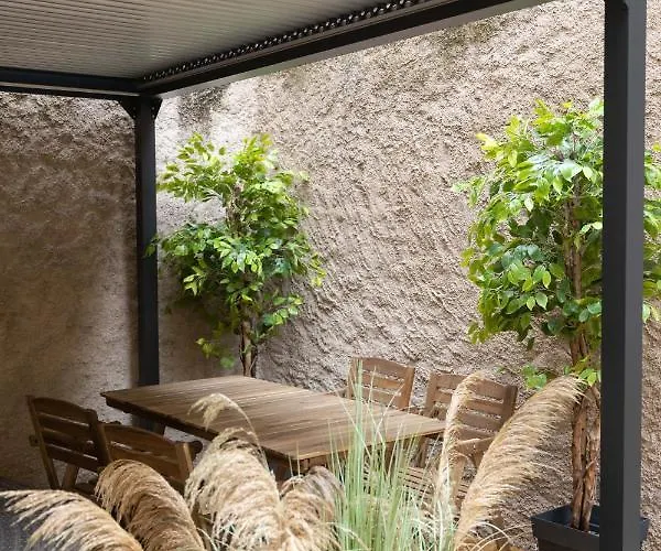 Spa, Terrasse Plein Centre Et Proche Gare Apartment